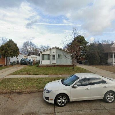 412 W Brickley Ave, Hazel Park, MI 48030