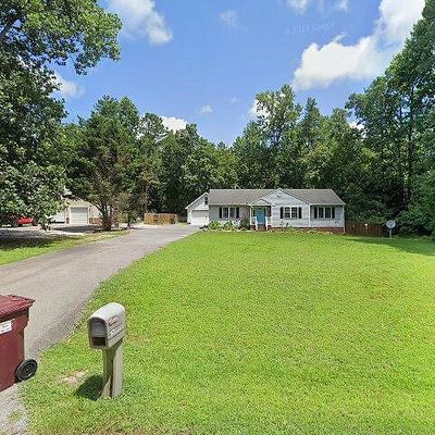 421 Courtney Ln, Aylett, VA 23009