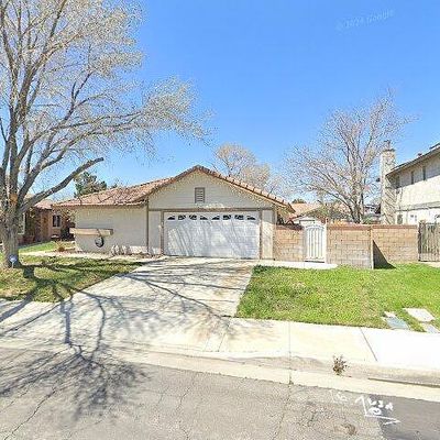 43733 Bravo Ln, Lancaster, CA 93535