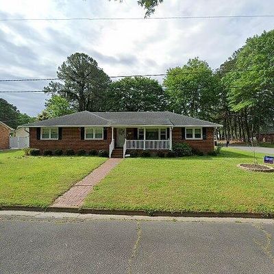 445 Clemson Ave, Chesapeake, VA 23324