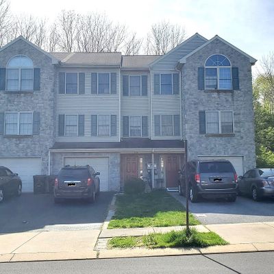 399 Crosswinds Dr, Lititz, PA 17543