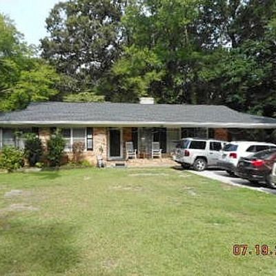 540 Woodland Rd, Elberton, GA 30635