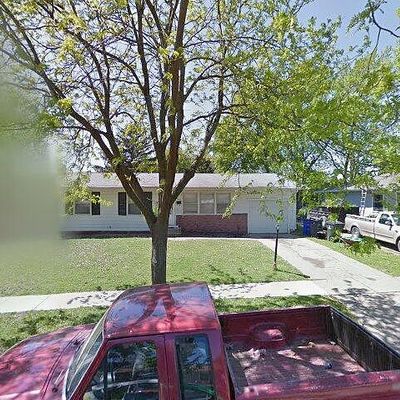 468 Owen St Nw, Cedar Rapids, IA 52405