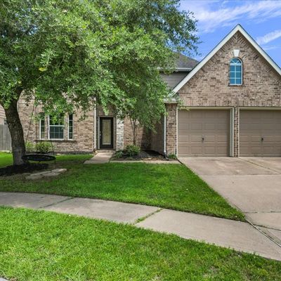 4714 High Creek Ct, Alvin, TX 77511