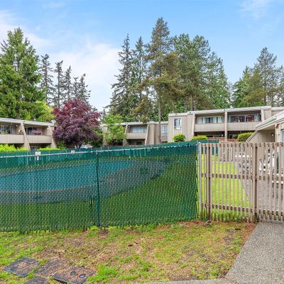 4807 180 Th St Sw #E106, Lynnwood, WA 98037