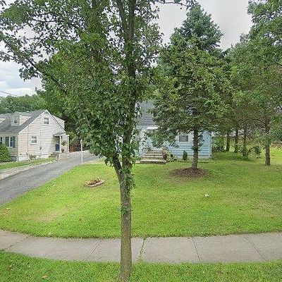 49 Hillairy Ave, Morristown, NJ 07960