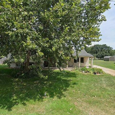 4935 E Richland Ave, Chillicothe, IL 61523