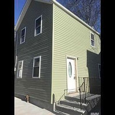 5 Avenue B, Staten Island, NY 10302