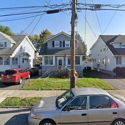 50 Lewis Pl, Totowa, NJ 07512