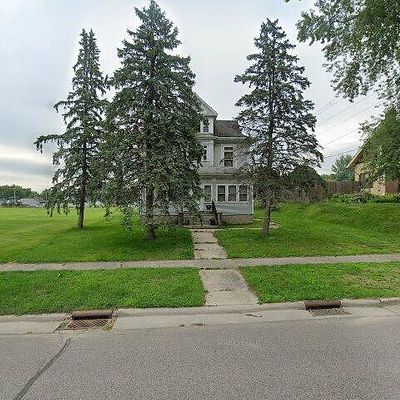 501 Forest St, Kenyon, MN 55946