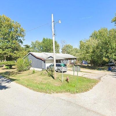 501 Pine St, Cuba, MO 65453