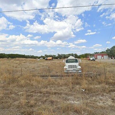 501 N Loop Dr, Blanco, TX 78606