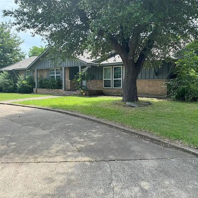 504 Bob White St, Desoto, TX 75115