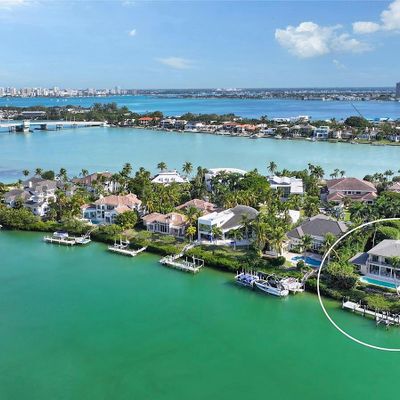 65 Lighthouse Point Dr, Longboat Key, FL 34228