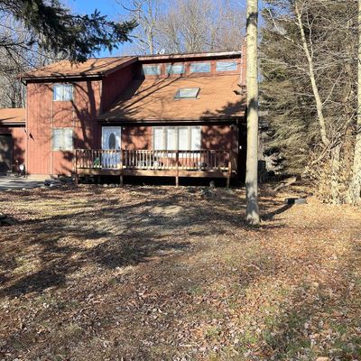 664 Glen Circle Dr, Tobyhanna, PA 18466