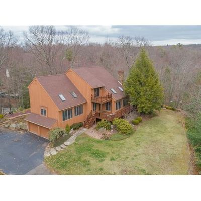 7 Sharon Dr, Manchester, CT 06040
