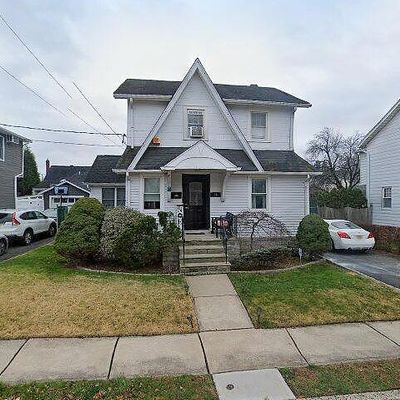 70 Lake St, Bergenfield, NJ 07621