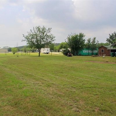 704 Mckinney Ave, Graford, TX 76449