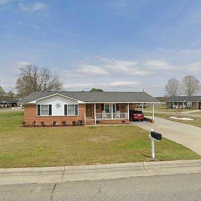 709 E Vance St, Dunn, NC 28334