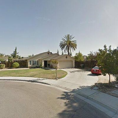 588 7 Th St, Sanger, CA 93657