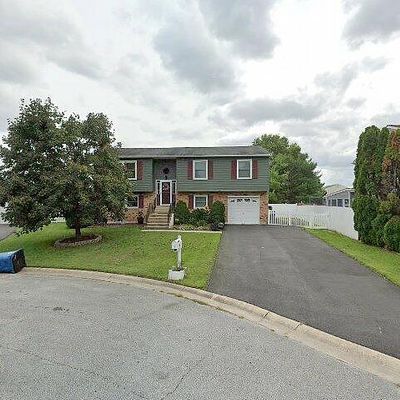 6 Galen Ct, Bear, DE 19701