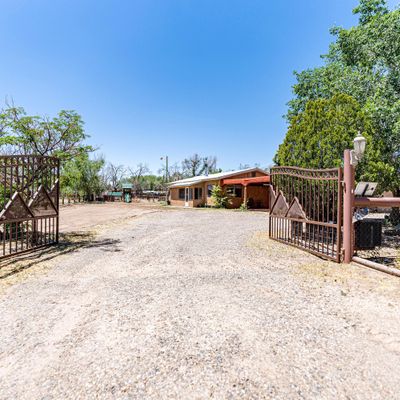 604 Ortega Rd Nw, Los Ranchos, NM 87114