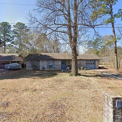 612 Johnson Ave, Wake Village, TX 75501