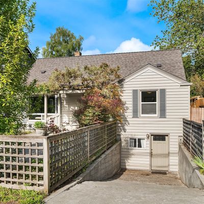 6247 45 Th Ave Ne, Seattle, WA 98115