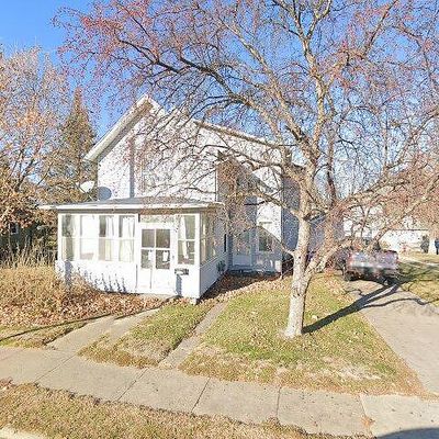 628 W Madison St, Washington, IA 52353