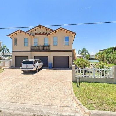 629 N Yturria St, Port Isabel, TX 78578