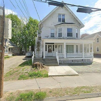 8 Summer St, Waterville, ME 04901