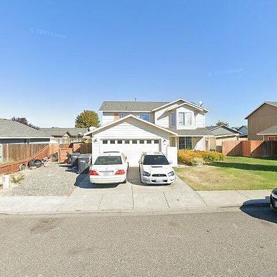 8107 Quadra Dr, Pasco, WA 99301