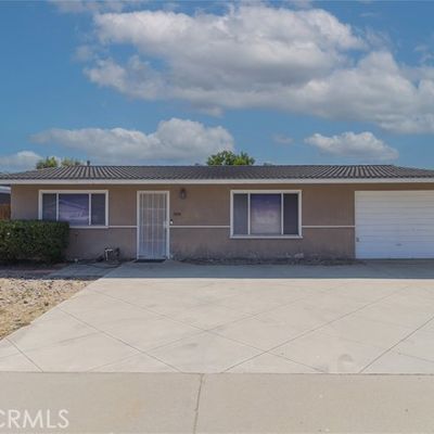 851 S State St, Hemet, CA 92543