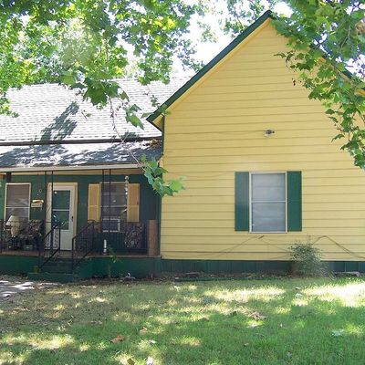 724 S Elm St, Sherman, TX 75090