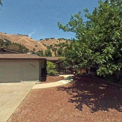 7762 Cora Dr, Lucerne, CA 95458