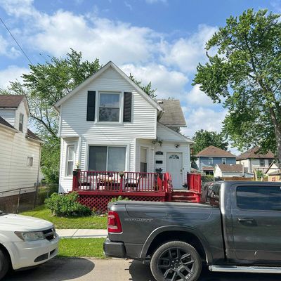 78 Pine St, River Rouge, MI 48218