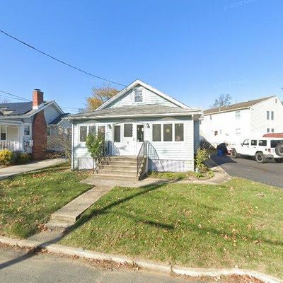 8 Dresser Ave, Burlington, NJ 08016