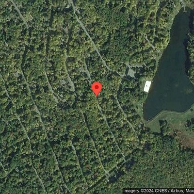 Tomahawk Rd, Lake Ariel, PA 18436