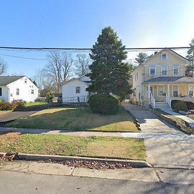 10 1/2 Lenoir Ave, Freehold, NJ 07728