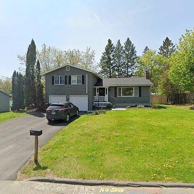 10 Grouse Ln, Waterville, ME 04901