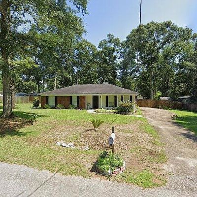 10150 British Ct, Semmes, AL 36575