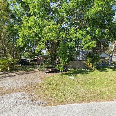 1032 4 Th St, Okeechobee, FL 34974