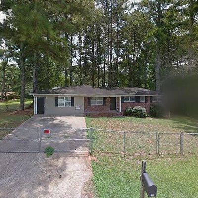 104 Carroll Cir, Carrollton, GA 30117