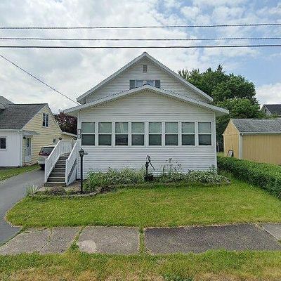 104 Roseland Ave, Medina, NY 14103