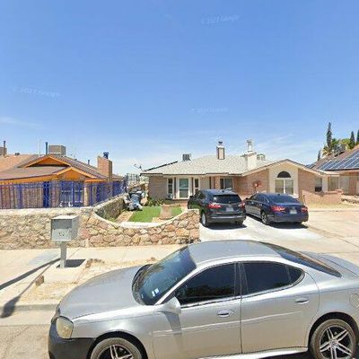 913 Destello Rd, El Paso, TX 79907