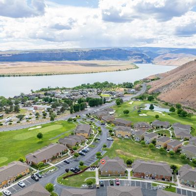 9214 Red Cliff Dr Nw, Quincy, WA 98848