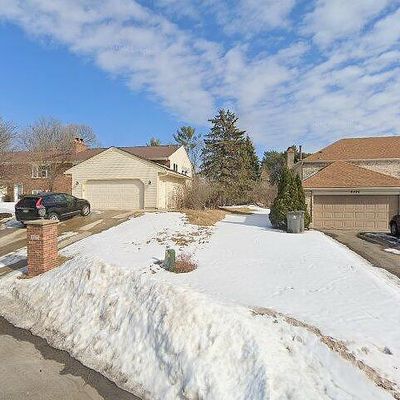 9215 Overlook Trl, Eden Prairie, MN 55347