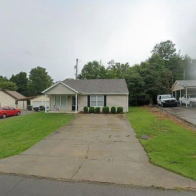 93 Woodlawn Dr, Madisonville, KY 42431