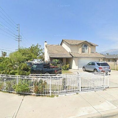 9682 Hemlock Ave, Fontana, CA 92335