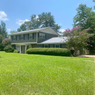 118 Magnolia St, Livingston, AL 35470